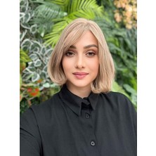 Aura Peruk Röfleli Muhteşem Renk Tonlarında Olan Stella Modelimiz