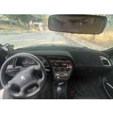 Özgürce 2000+ Peugeot 306 Için Siyah Torpido Koruma Halısı, Şık ve Koruyucu Tasarım