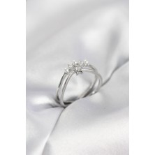 Nuvigo Gümüş Renk Incili Yıldız Model Zirkon Taşlı Kadın Yüzük - TJ-BYK4100