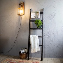 Normadia Şık ve Fonksiyonel Rustik Merdiven Askılık ile Düzen Sağlayın