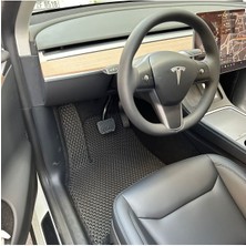 Özgürce Yeni Nesil Akıllı Oto Paspas, Tesla Model Y Uyumlu, Dayanıklı ve Şık Tasarım