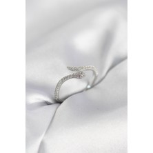 HERŞEYBURDAMODA Gümüş Renk Yılan Model Zirkon Taşlı Kadın Yüzük