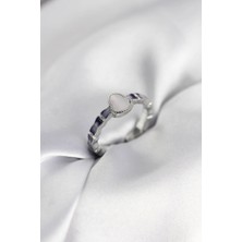 Butik Gümüş Renk Mineli Su Kabağı Model Kadın Yüzük