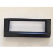 Özgürce Fiat Linea ve Punto Için Şık Teyp Çerçevesi, Kaliteli ve Dayanıklı Tasarım