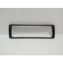 Özgürce Siyah Teyp Ön Çerçevesi, Temiz ve Şık Tasarım