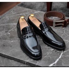 Zueofficial Erkek Siyah Rugan Klasik Ayakkabı – Loafer Model, Şık ve Rahat Taban