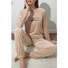 Madame Clara Yazı Detaylı Kadife Uzun Kollu Kadın Pijama Takımı