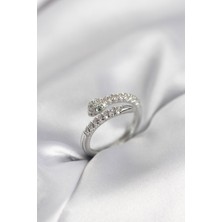 Hkursat Yılan Model Gümüş Renk Zirkon Taşlı Kadın Yüzük