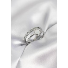 Hkursat Minimal Queen Yazılı Gümüş Renk Pirinç Kadın Yüzük