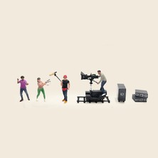1:64 American Diorama 2428 Behind The Scenes 2 - Figür Set