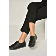 Fox Shoes Y555024103 Siyah Hakiki Deri Comfort Ortopedik Taban Kadın Ayakkabı