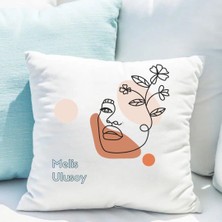 Hediye Vakti Kişiye Özel 8 Mart Kadınlar Günü Saten Yastık Kılıfı 50X50 cm – Isim Baskılı Dekoratif Kırlent Kılıfı (Içi Boş)