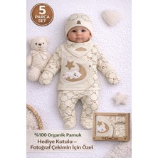 Concon Fotoğraf Çekimine Uygun Yenidoğan 5’li Organik Hastane Çıkış Seti – Hediye Kutulu %100 Pamuk Aya Yatan Kız