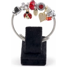 Pangu Uğur Böceği ve Kalp Figürlü Kırmızı Taş Detaylı Gümüş Renk Çelik Charm Bileklik