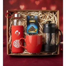 Love Life Water Kırmızı Matara & Kırmızı Kupa Bardak & Aromalı Çay & French Press Hediye Seti