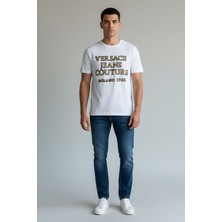 Versace Erkek Bisiklet Yaka Kabartmalı Varak Baskılı T-Shirt