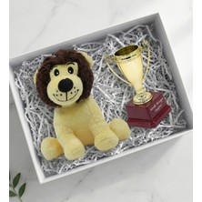 Kişiye Özel Ödül Kupası & Peluş Aslan Oyuncak Hediye Seti