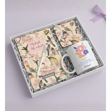 8 Mart Dünya Kadınlar Günü Baskılı Kupa Bardak & Kişiye Özel Kuş Motifli Defter & Bardak Altlığı & Beyaz Touchpen Hediye Seti - HR2020