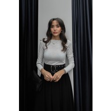 Havoş Ekru Simli Kayık Yaka Transparan Bluz