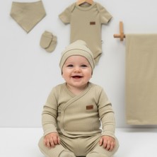 Milays 0-3 Ay Bebeklere %100 Pamuk  Çıtçıtlı Body Li Havlulu 7 Parçalı Zıbın Takımı