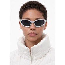 Bappir Zayra Gri Çerçeve Dar Oval Cat-Eye Güneş Gözlüğü – Siyah Lens – UV400 – Parlak Plastik