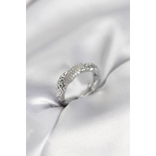 Solenya Zirkon Taşlı Puntalı Gümüş Renk Kadın Yüzük