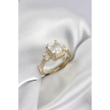 Solenya Gold Renk Kare Baget Zirkon Taşlı Tek Taş Model Kadın Yüzük
