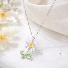 Papatya Figürlü Taşlı Silvir Kolye