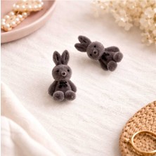 Sevimli Tavşan Figürlü Peluş Küpe