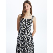 Lc Waikiki Yeni Sezon Kare Yaka Çiçekli Elbise