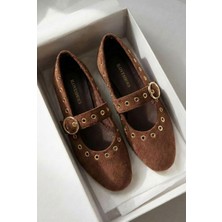 I Love Shoes Dorin Kadın Babet Acıkahve Süet Zımba Detaylı