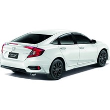 Özgürce 2015-2018 Civic Fc5 Sedan Modulo Arka Tampon Flap Plastik