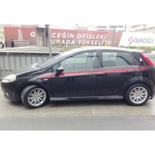 Özgürce Mat Siyah Marşpiyel Seti 2012-2018 Fiat Punto Sport Için