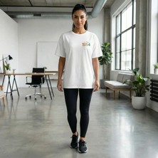 Hena The Last Freedom – Son Özgürlük Unisex Oversize T-Shirt Beyaz