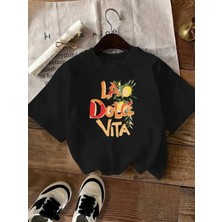 Mercoledi La Dolce Vita Baskılı Oversize Bisiklet Yaka T-Shirt