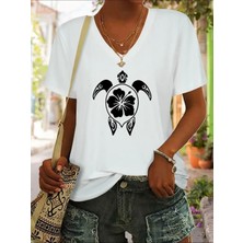 Mercoledi Kaplumbağa Baskılı Kadın Oversize V Yaka T-Shırt