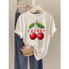 Mercoledi Cherry Baskılı Oversize Bisiklet Yaka T-Shirt