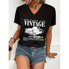 Mercoledi Vintage Baskılı Kadın Oversize V Yaka T-Shırt
