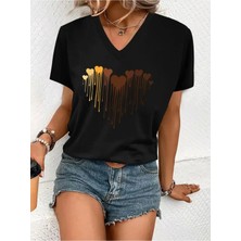 Mercoledi Eriyen Kalpler Baskılı Kadın Oversize V Yaka T-Shırt