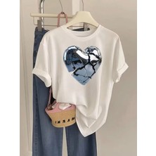 Mercoledi Metal Kalp Baskılı Oversize Bisiklet Yaka T-Shirt