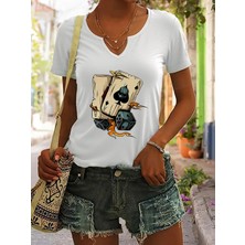 Mercoledi Kadın Iskambil Kagıdı Baskılı Yarım V-Yaka Kollu Regular Kalıp Rahat T-Shirt