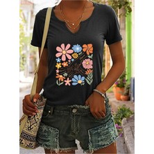 Mercoledi Kadın Baskılı Yarım V-Yaka Kollu Regular Kalıp Rahat T-Shirt