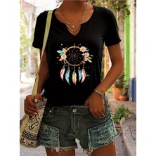 Mercoledi Kadın Dream Catcher Baskılı Yarım V-Yaka Kollu Regular Kalıp Rahat T-Shirt