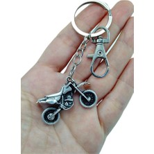 Biuti Üç Boyutlu Motosiklet Anahtarlık Metal Hediyelik Aksesuar, Yeni Motor Hediyesi