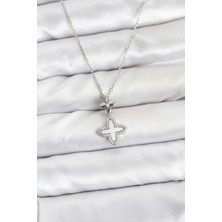 Prativas 316L Çelik Zincir Gümüş Renk 4 Yapraklı Yonca Model Zirkon Taşlı Kadın Kolye - PRT3500EB10198