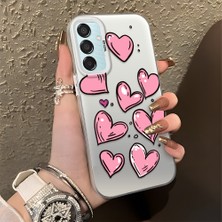 HONTINGA Samsung Galaxy M15 ile Uyumlu Kılıfı Silikon Kenar Sert Arka Düşüme Önleyici Basitlik Anti Düşme Kamera Korumali Kalp Desen Telefon Kılıfı Kadın ve Erkek Için Uygundur K1-0708