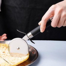 Hepta Collection Paslanmaz Çelik Ahşap Saplı Pizza Dilimleyici, Yuvarlak Pizza Kesici , Hamur ve Waffle Kesici, Ergon