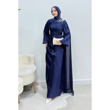 Tesettür Diyarı Diores Taş Detaylı Pelerinli Janjan Kumaş Tesettür Abiye- Lacivert