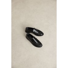 Lutvelizade Loafer 2517 - Klasik Deri Görünümlü Oval Burun Siyah Kadın Loafer