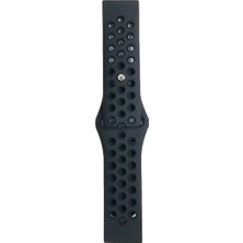 Normadia Siyah-Füme 22MM Spor Delikli Kordon ile Şık ve Rahat Saat Aksesuarı